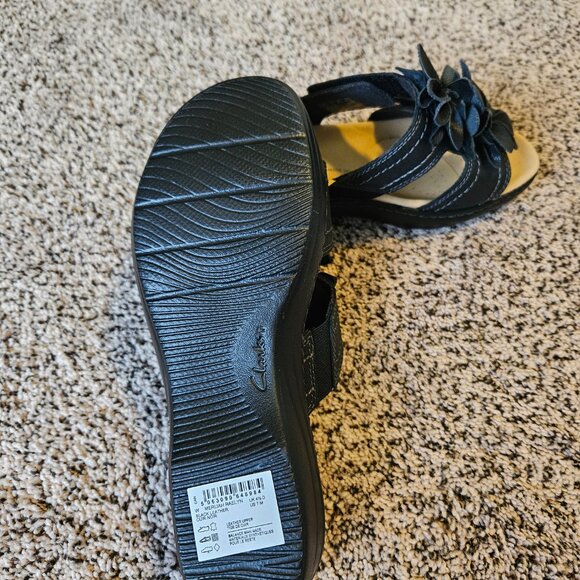 Clarks Merliah Raelyn Black Leather Sandals - Picture 6 of 7